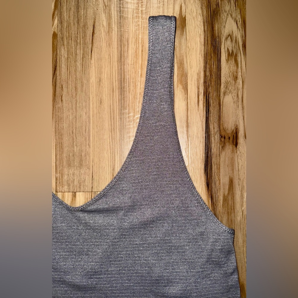 Never Worn ๐ณ๐๐๐๐๐๐๐๐ ๐๐๐๐ ๐กโ๐ ๐ป๐๐๐ก Tank Top - Picture 6 of 11